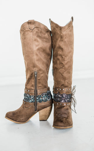 Lush Boot in Taupe
