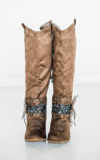Lush Boot in Taupe