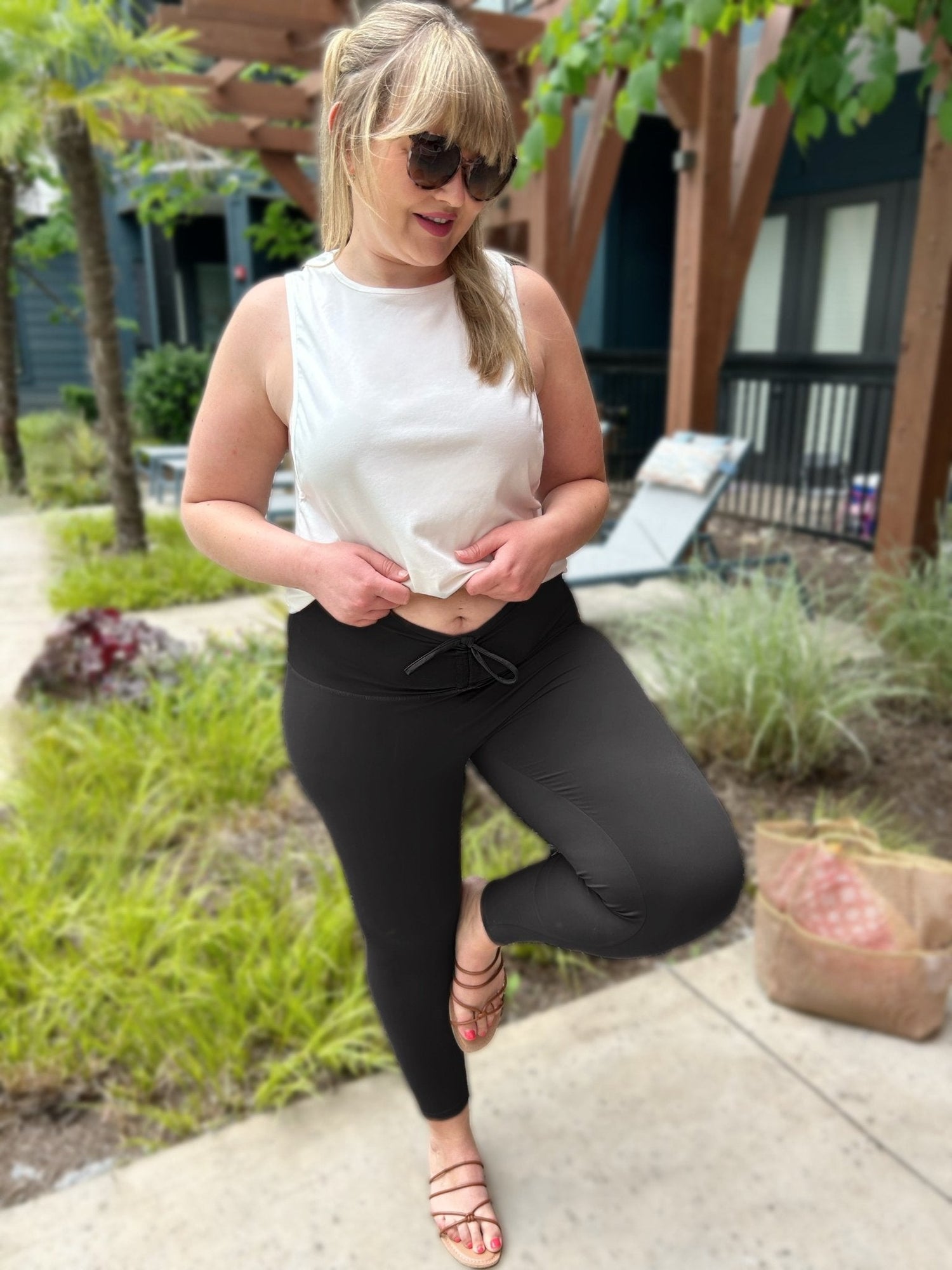 PRE - ORDER Curve &amp; Contour Scrunch Leggings - 5/26 - Girl Code Couture