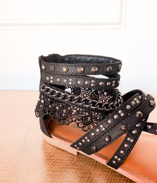 Willow Sandal in Black